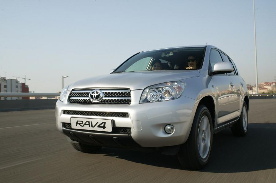 Toyota RAV4 2005 года  (фото 158 из 172)